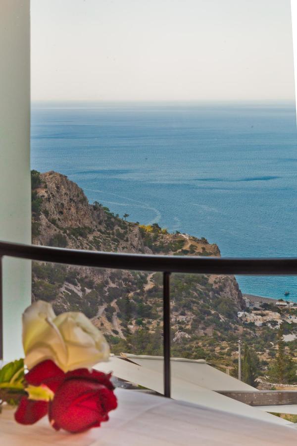 Mountain & Sea Villa 키라파나기아 외부 사진