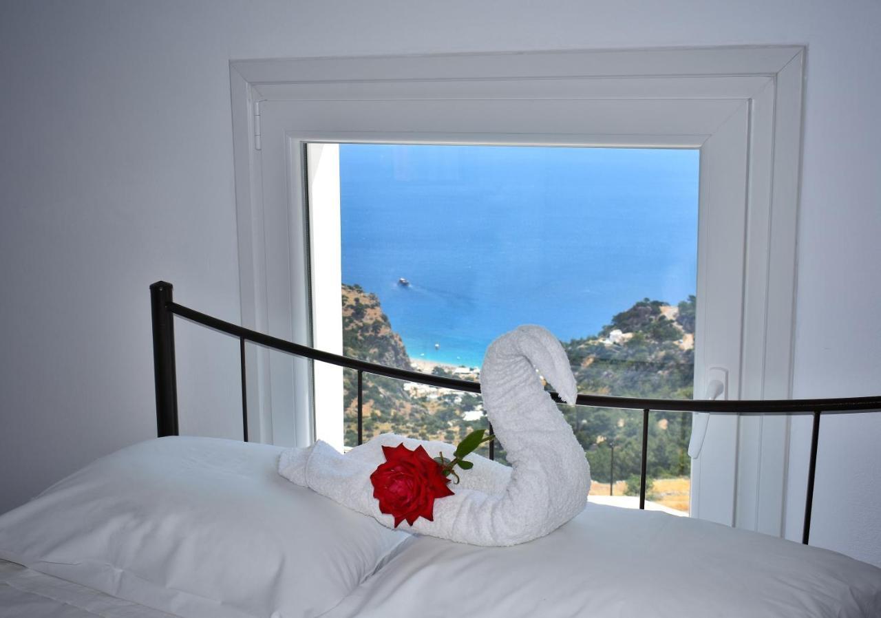 Mountain & Sea Villa 키라파나기아 외부 사진